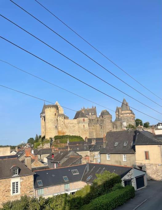 Appartement Calme Et Cosy Proche Centre Vue Chateau Vitré Extérieur photo